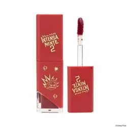 The Trendy Fury Tint Gloss combines the best of a lip tint with the glossy finish of a gloss.