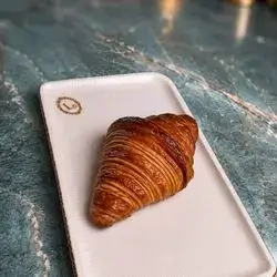 Plain croissant
