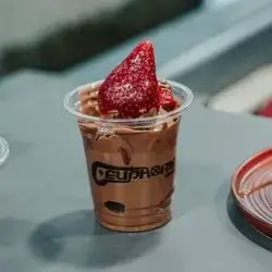 Strawberry Chocolate Cup