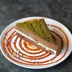 Chocolate Pistachio Cake