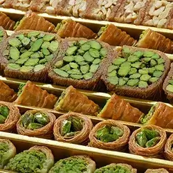 Mashkal with Pistachios and Free Fat