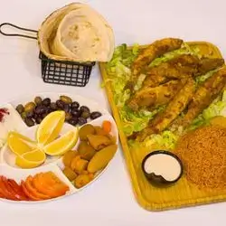 Crispy Zuri Fish With Rice And Special Sauce