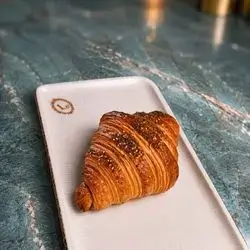 Zaatar croissant