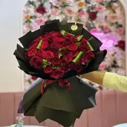Bouquet Mix Of Rose And Anemone Coronaria