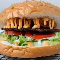 Triple Beef Burger
