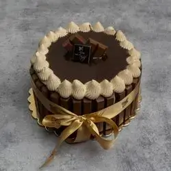 Kit Kat Cake