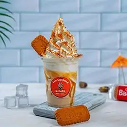 Ice Cream & Lotus Cocktail