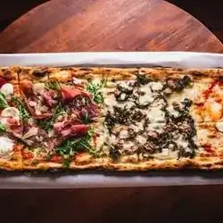 Plus Long Pizza