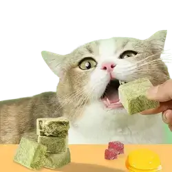 E927 Cat snacks