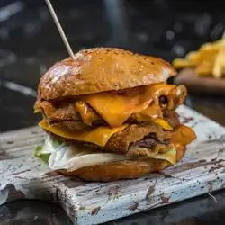 Crispy Beef Burger