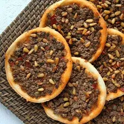Small Meat Pie 