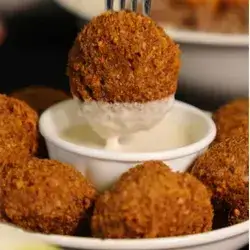 Falafel Plate - 12 Pieces