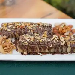 Nuts Crepe