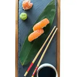 Nigiri Salmon 6 pieces