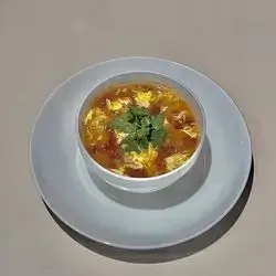 سوپی تەماتە و هێلکە