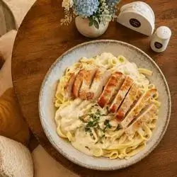 Fettuccine Alfredo