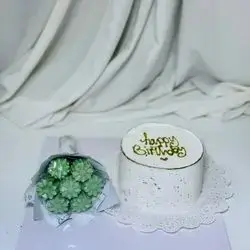Mini Cake With Chocolate Flower