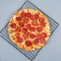 Pepperoni Pizza - Medium