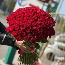 Flower bouqet red rose 100