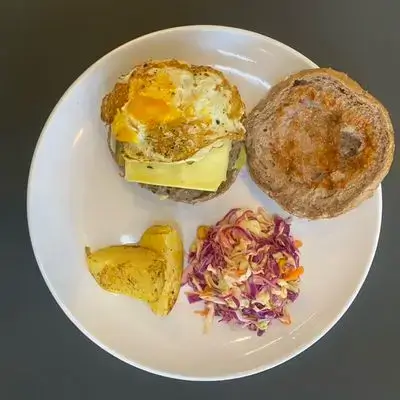Beef burger with eggs