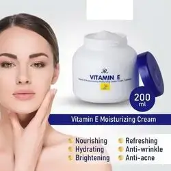 R Vitamin E Moisturizing Cream