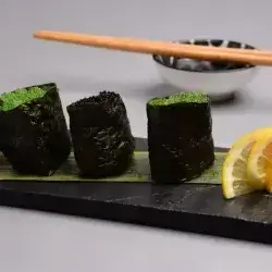 Tobiko (Flying Fish Roe)