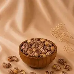 Roasted Cashews in Shell
