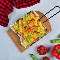 Spicy Cheese Fries 