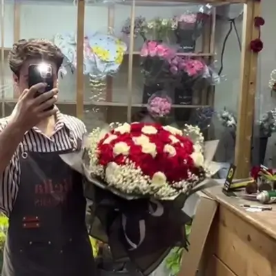 Bucket flower