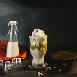Pistachio Milkshake 