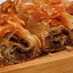 Roll Pastry Mince Meat