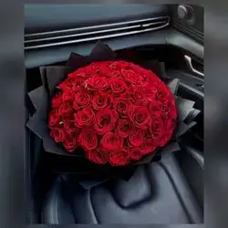 Large Imported Red Rose Bouquet – 89 Flowers