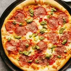 Salami Pizza