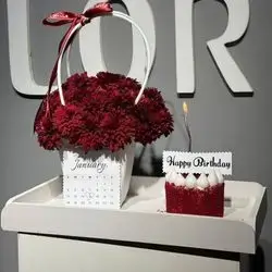Birthday Cake & Flower Set