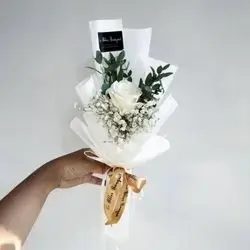 1 Pcs White Rose Bouquet