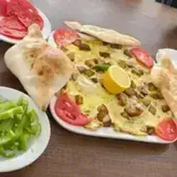 بيض وبوتيتا