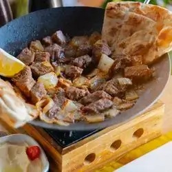 Meat Qalya