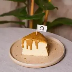 Lotus Japanese Cake