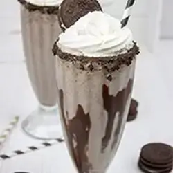 Oreo Milk Shake