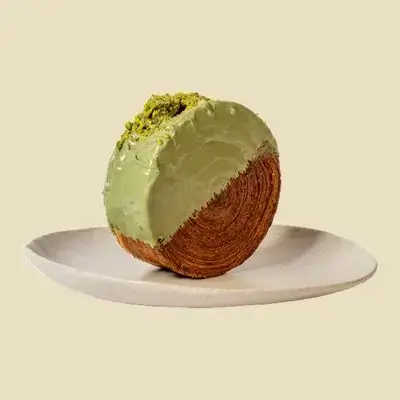 Pistachio Croissant Roll