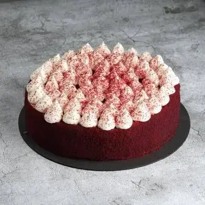 Red Velevet Cake - 8 Person