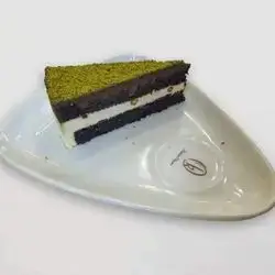 Antep Pistachio Cake