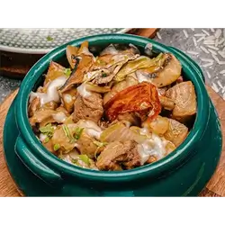 Meat Clay Pot with Mushrooms
