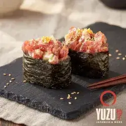 Spicy Tuna Gunkan - 2 PCS