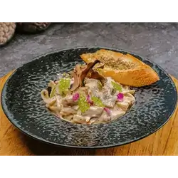 Fettuccine Alfredo
