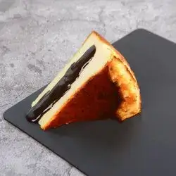 San Sebastian Cake