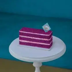violet cake