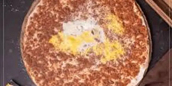 Lahmacun with Cheese & Egg