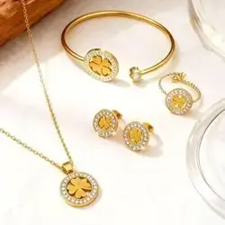 4pcs Titanium Steel Fashion Party/Casual Four-Leaf Clover