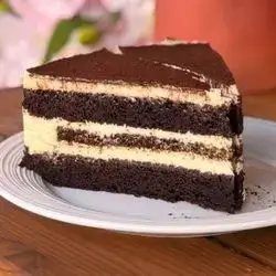Tiramisu Cake